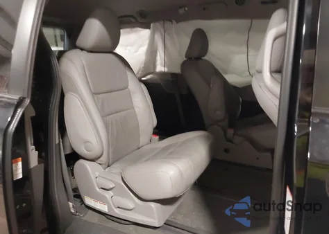 2017 Toyota Sienna Xle Premium 7 Passenger z USA, uszkodzony, nr VIN 5TDDZ3DC7HS148054